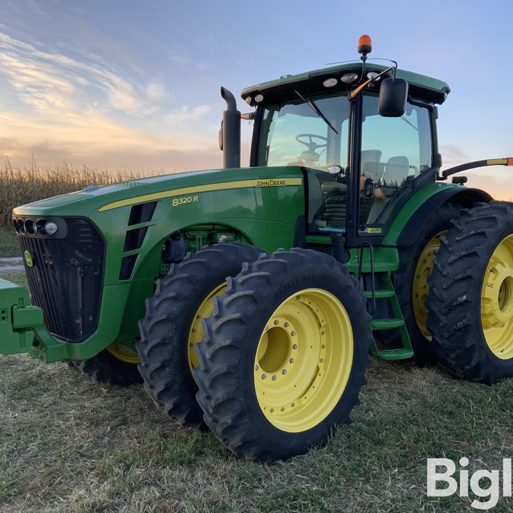JOHN DEERE 8320R