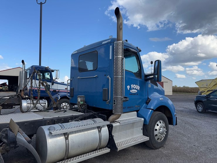 2016-kenworth-t880-image-5