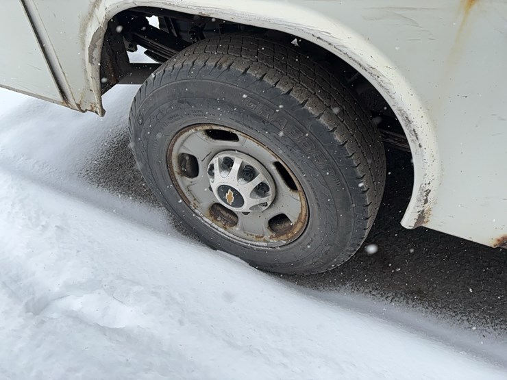 chevrolet-2500hd-image-4