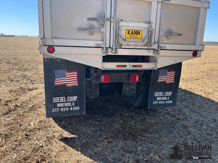 international-durastar-4400-image-20