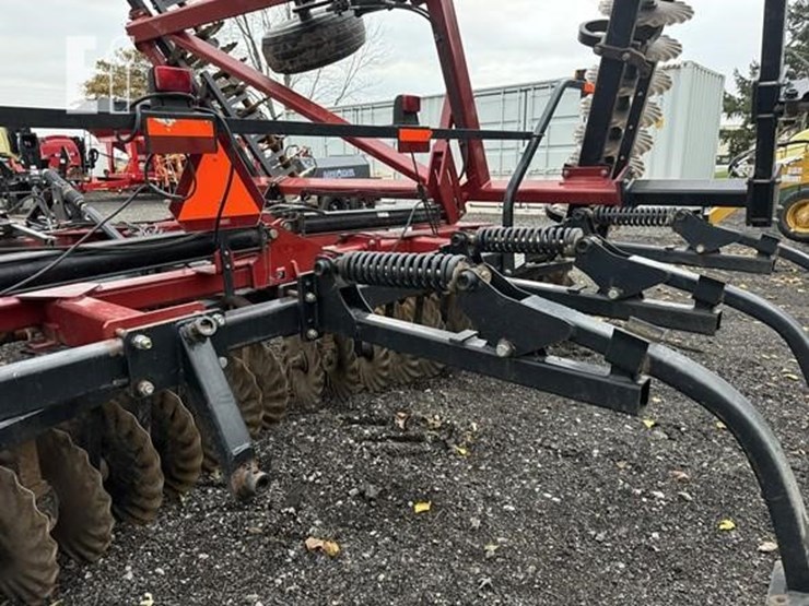 2011-case-ih-true-tandem-330-turbo-image-12