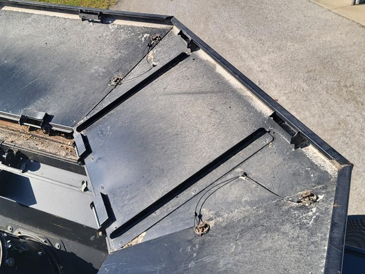 new-holland-cr9040-image-69