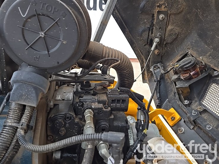 2023-jcb-ct260-120-image-37