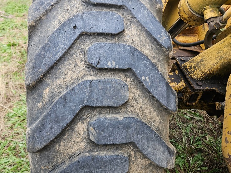 caterpillar-920-image-49