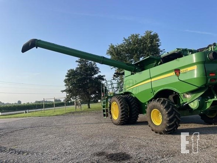 2020-john-deere-s770-image-46