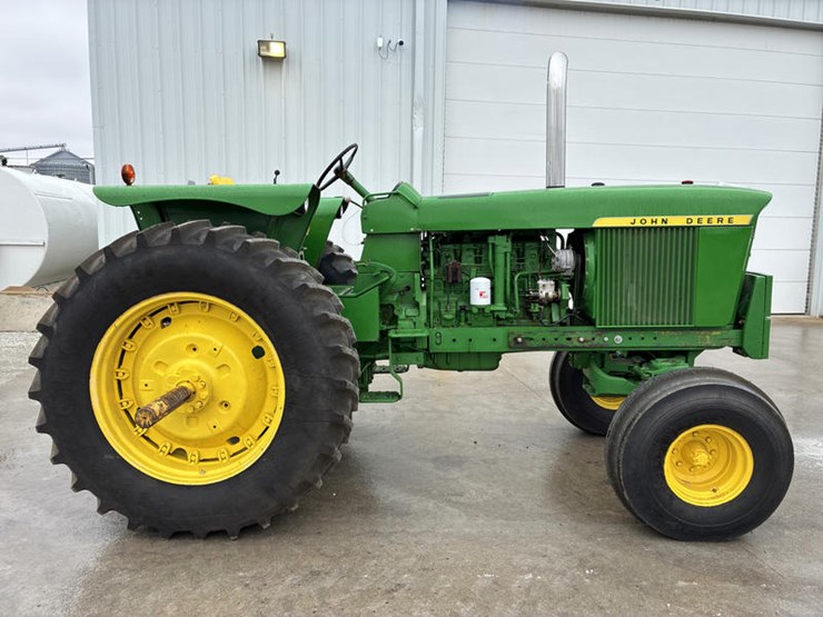 john-deere-4620-image-3