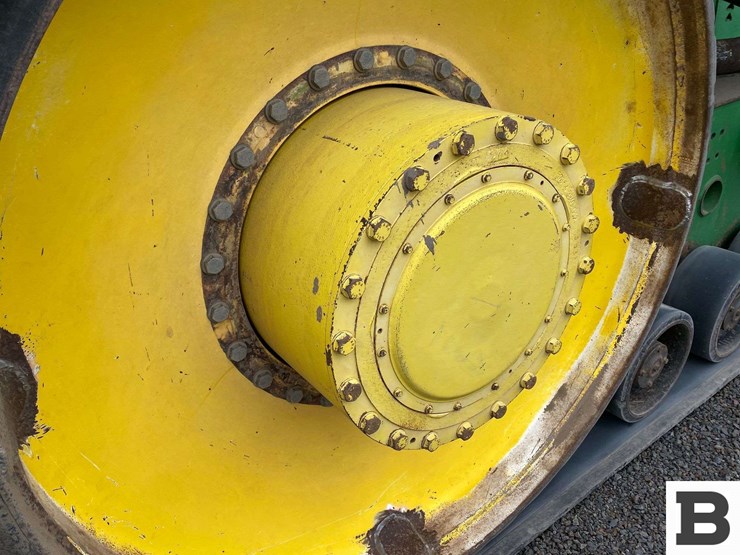 2004-joh-deere-9320t-tractor-image-50