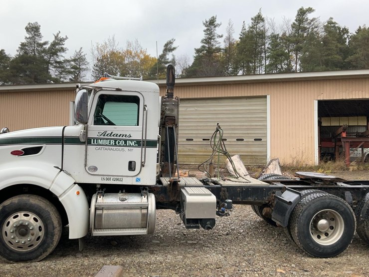 2010-peterbilt-386-image-48