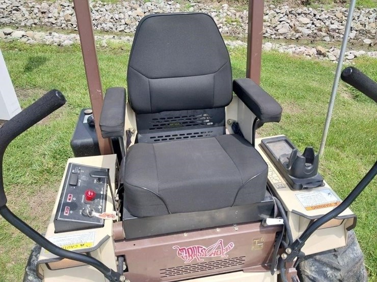 grasshopper-729-big-block-61"-520hrs-image-8