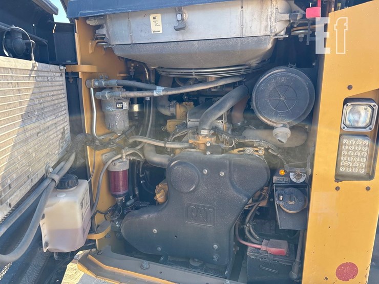 caterpillar-299d2-image-23