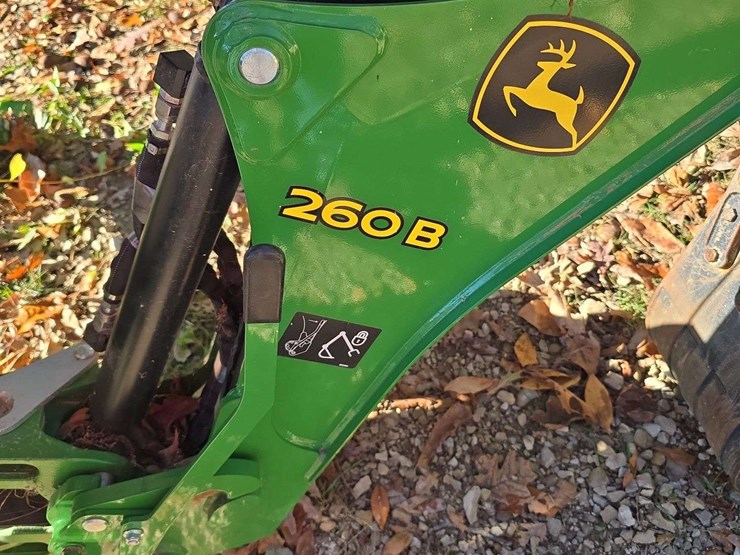 john-deere-260b-3pt-backhoe,-seat,-hyd.-driven,-with-12''-bucket,-low-use,-out-riggers-image-9
