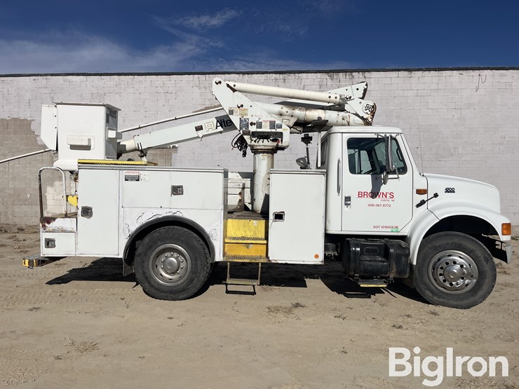 2001-international-4700-image-4