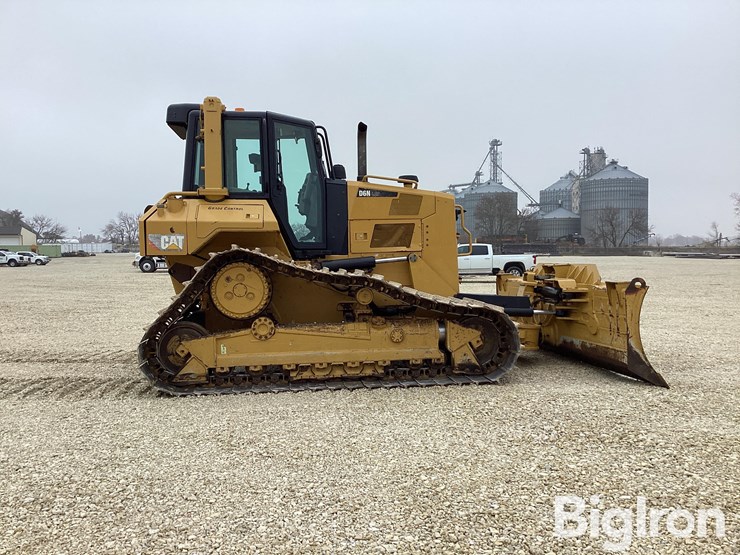 2017-caterpillar-d6n-lgp-image-8