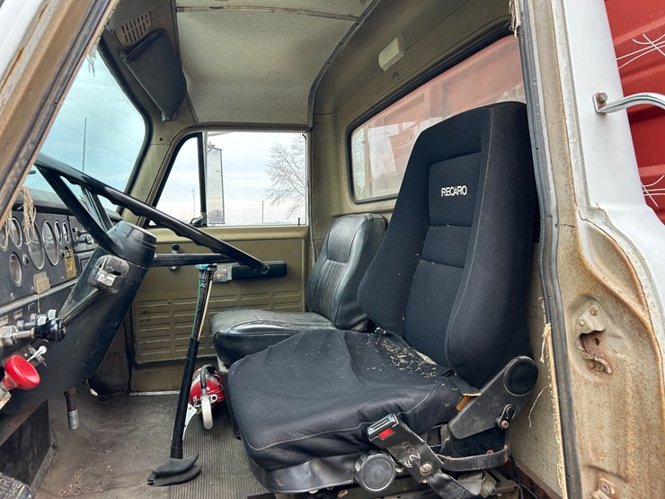 international-fleetstar-image-41