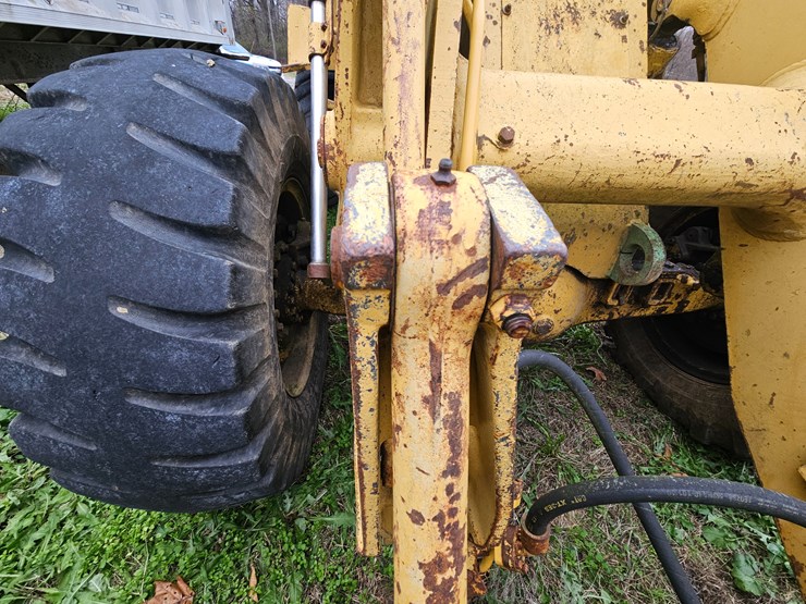 caterpillar-920-image-63