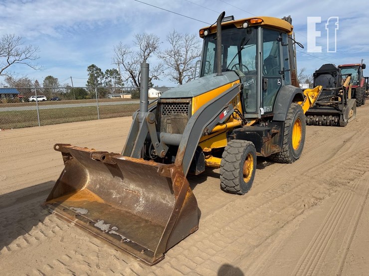 2010-deere-310j-image-8