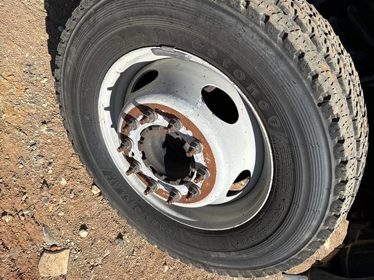 ford-f550-xl-image-26