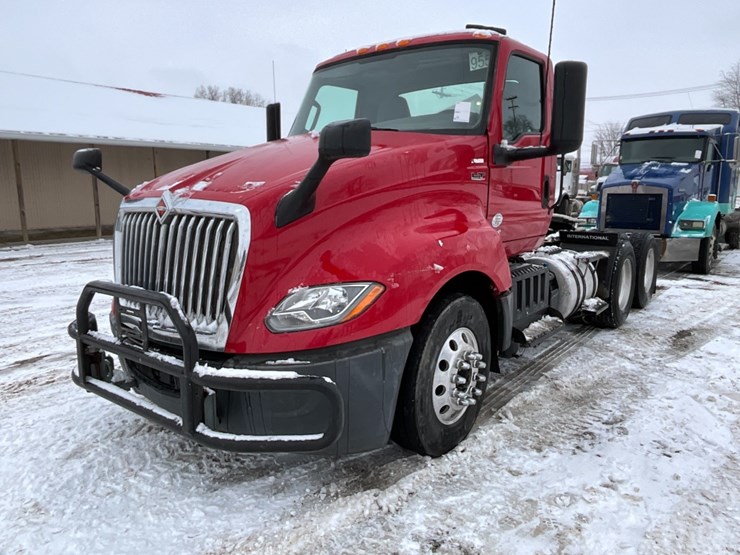 2019-international-lt-image-1