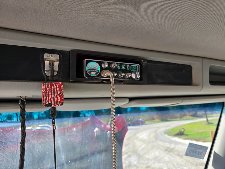 kenworth-t880-image-101