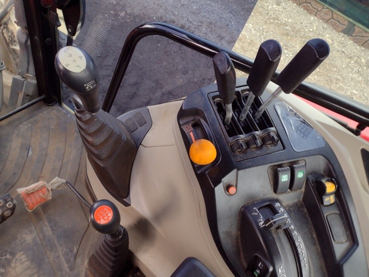 massey-ferguson-6713-image-10