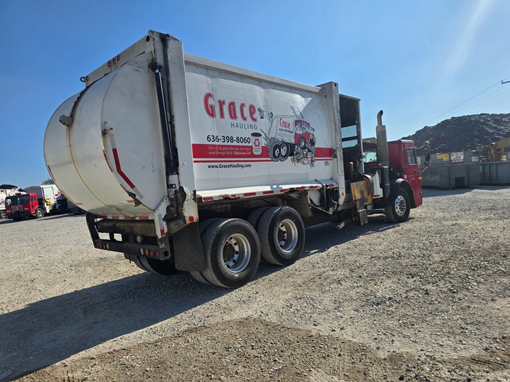 2007-mack-le613-image-26