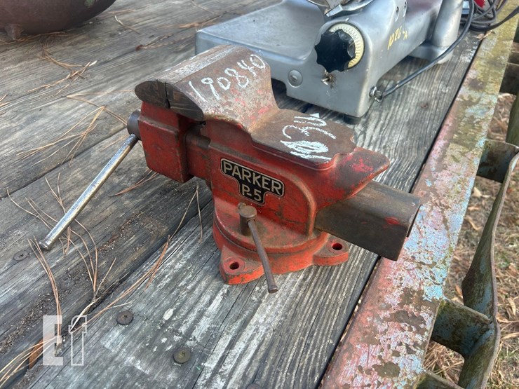 parker-p-5-vice-image-1