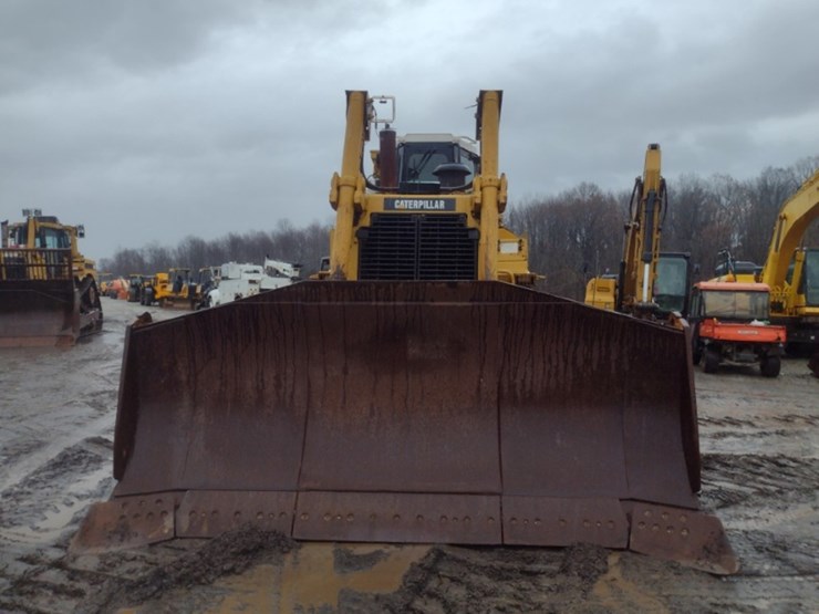 caterpillar-d8r-image-2