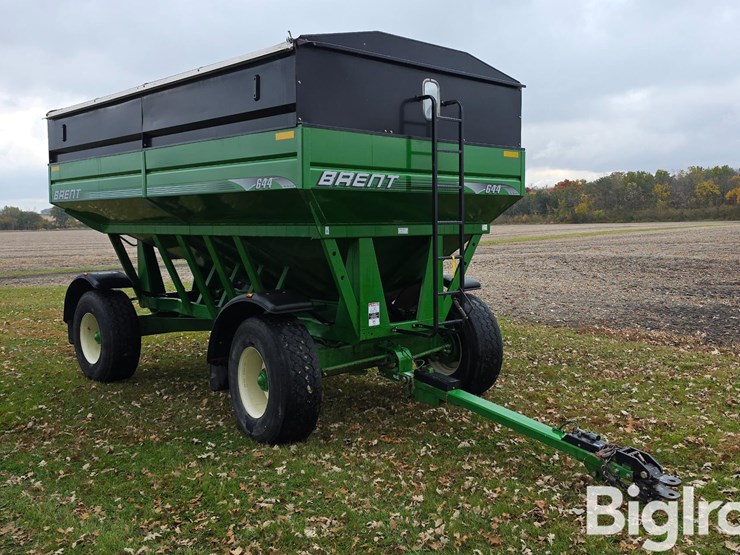 unverferth-brent-gt-644-gravity-wagon-image-3