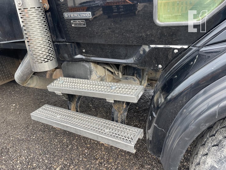 2006-sterling-l8500-image-30