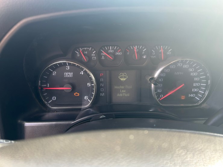 2014-chevrolet-1500-image-12