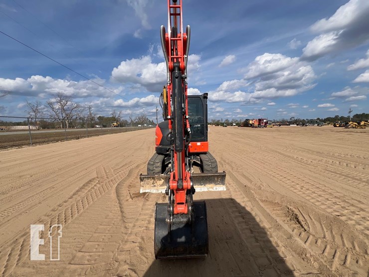 kubota-kx057-5-image-7