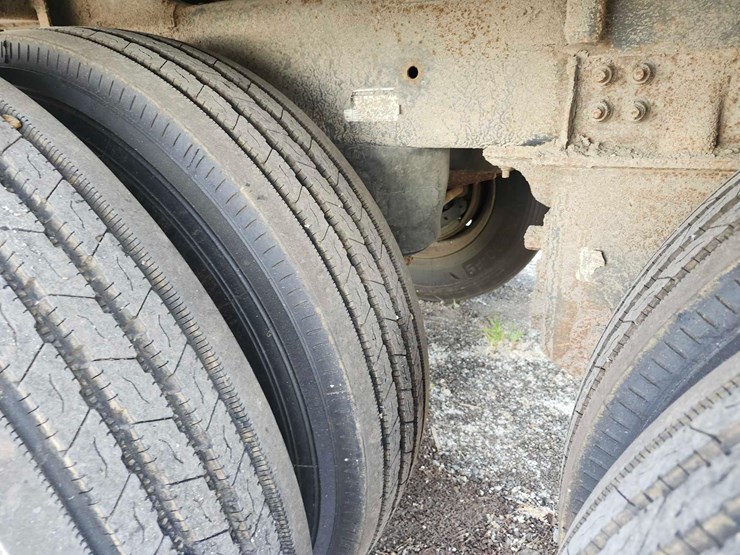 2017-wilson-hopper-bottom-image-7