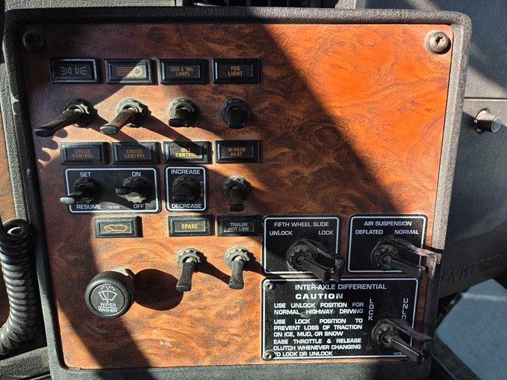 kenworth-t800-image-60