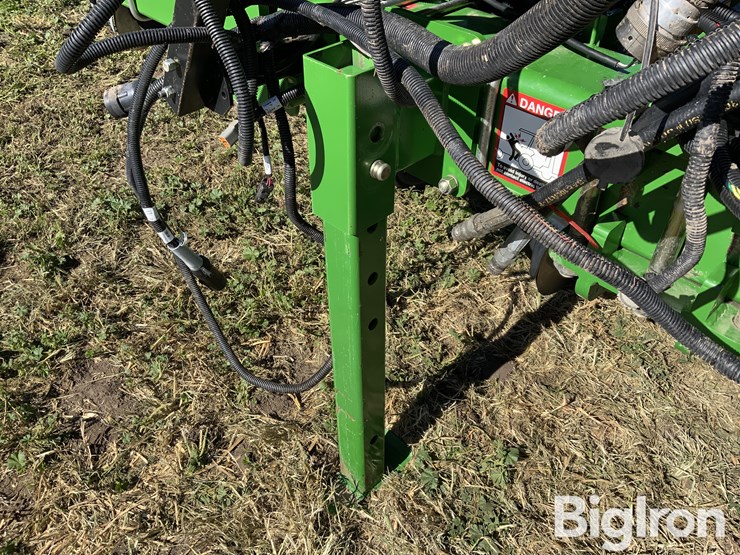 john-deere-dr12-image-20