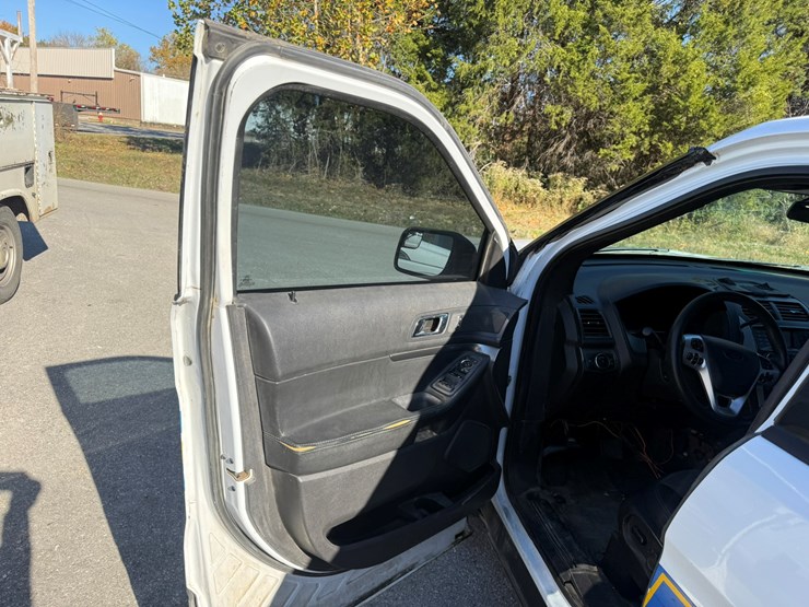 ford-explorer-image-53