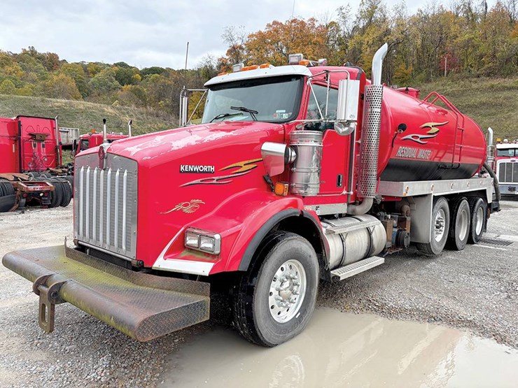 2012-kenworth-t800-image-2