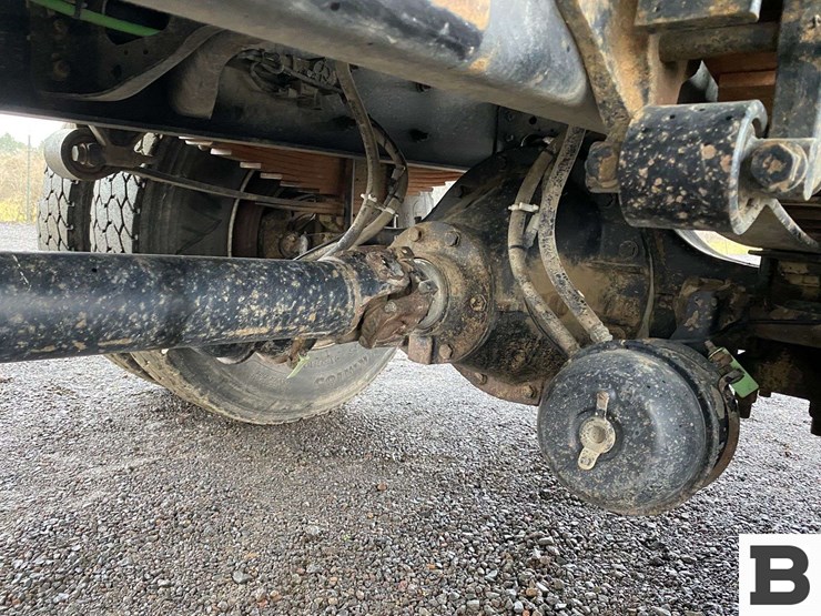 2006-ford-f750-image-23