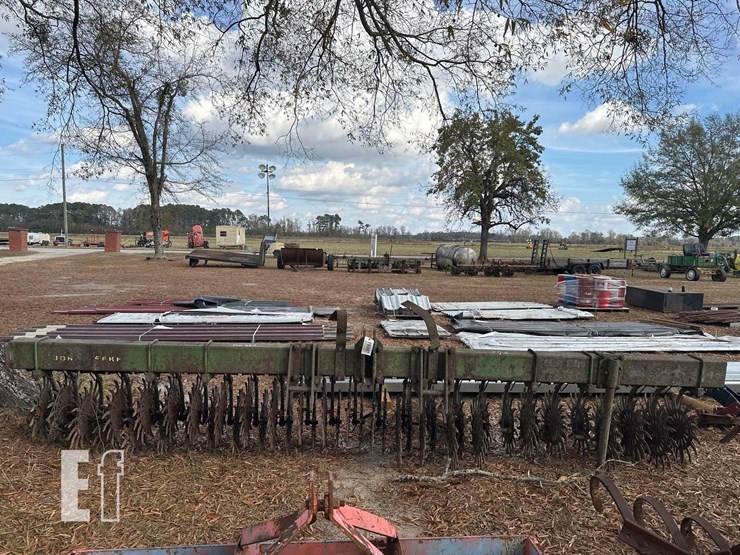 john-deere-400-image-1