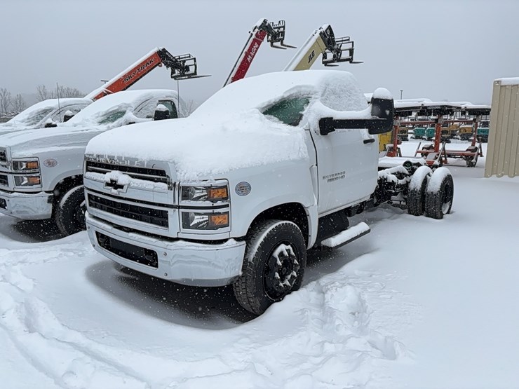 new-unused-chevy-5500-cab-&-chassis-vn:485371-image-1
