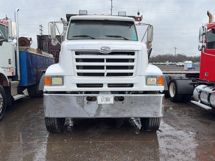 caterpillar-10-image-2