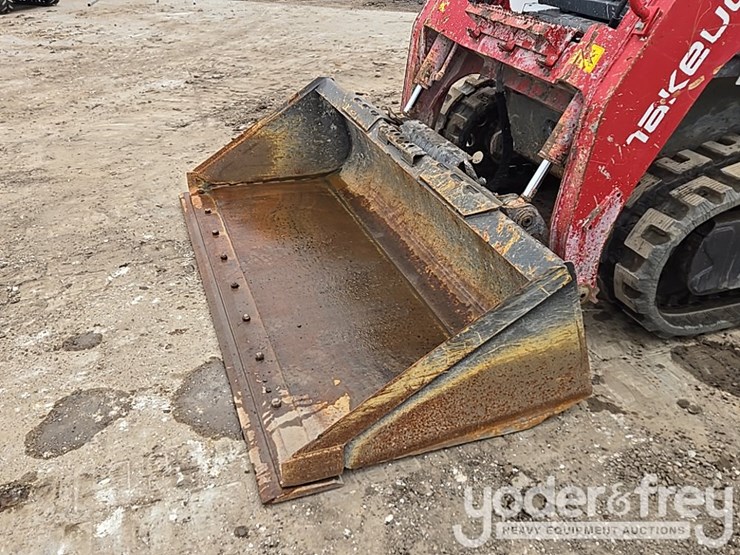 takeuchi-tl8r2-image-9