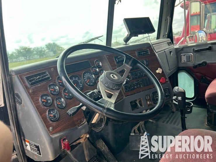2012-western-star-4900-image-6