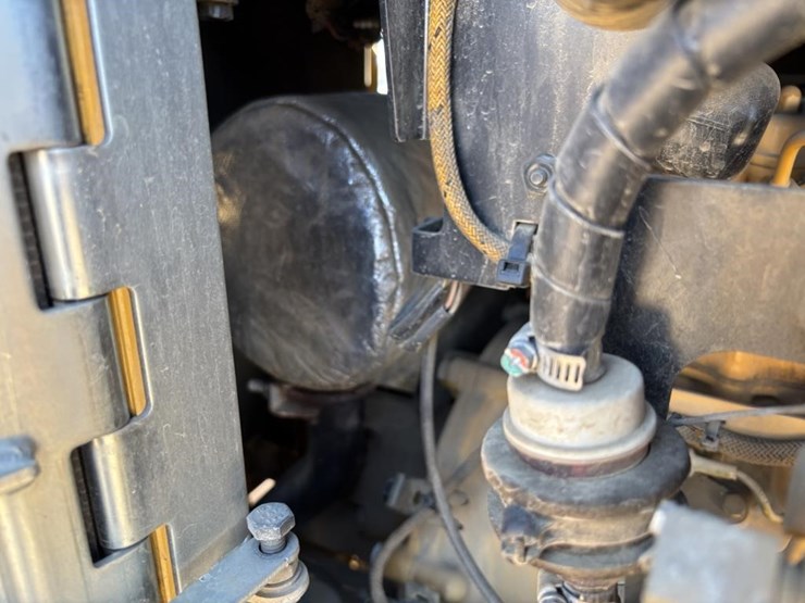 2022-caterpillar-302.7cr-image-48