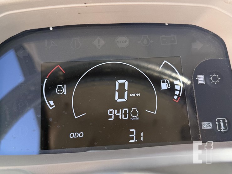 2019-john-deere-gator-xuv-835r-image-13