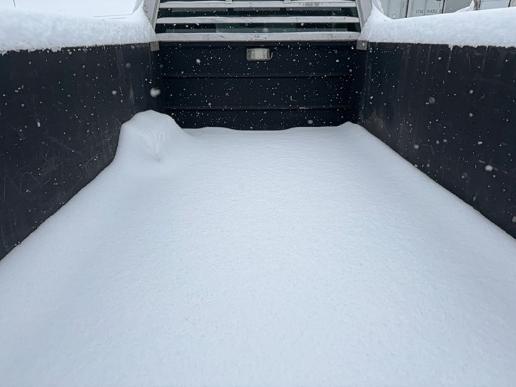 2017-chevrolet-2500hd-image-7