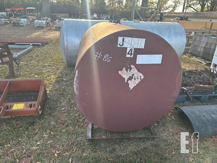 500-gallon-fuel-tank-on-skid-image-1