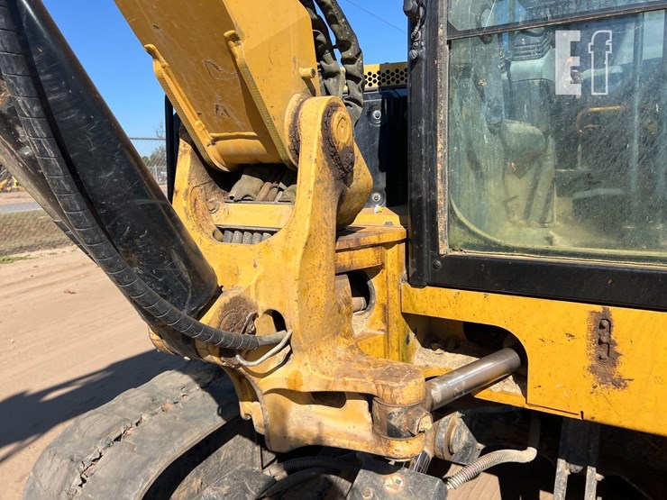 caterpillar-306-cr-image-27