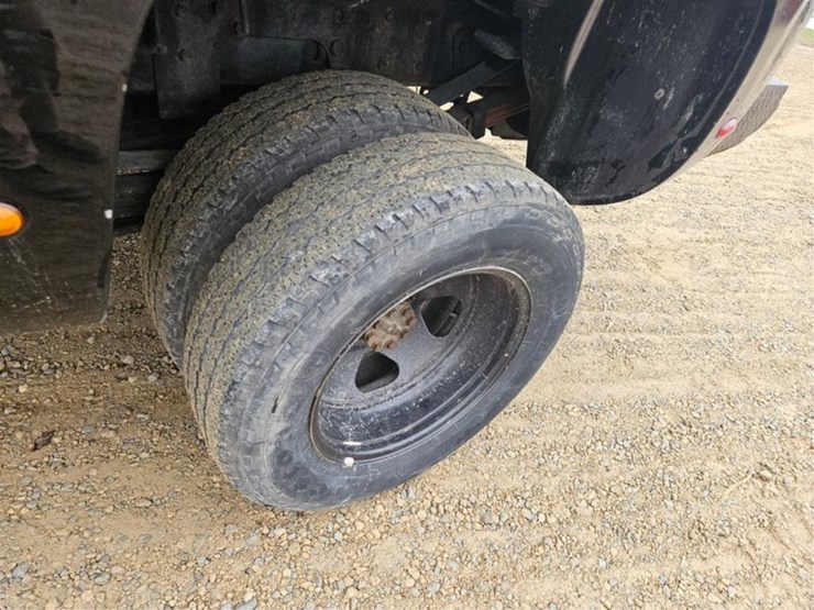 2008-chevrolet-3500-image-50