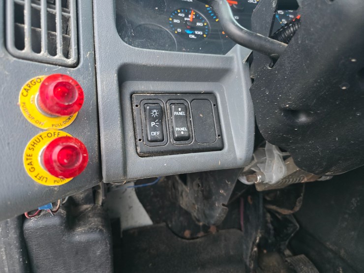 international-durastar-4300-image-63