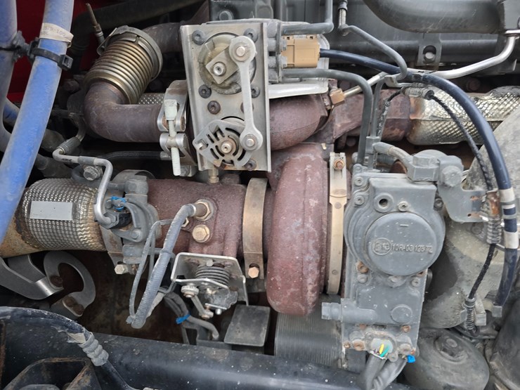 2017-peterbilt-579-image-63